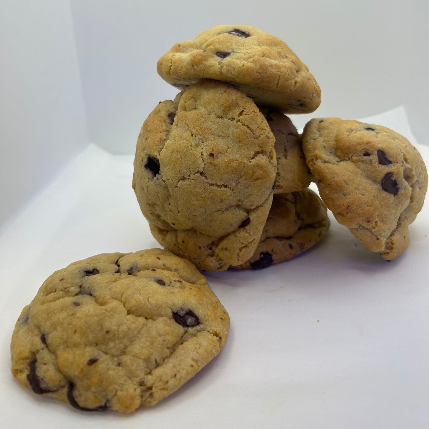Vegan NYC Chocolate Chip Cookies
